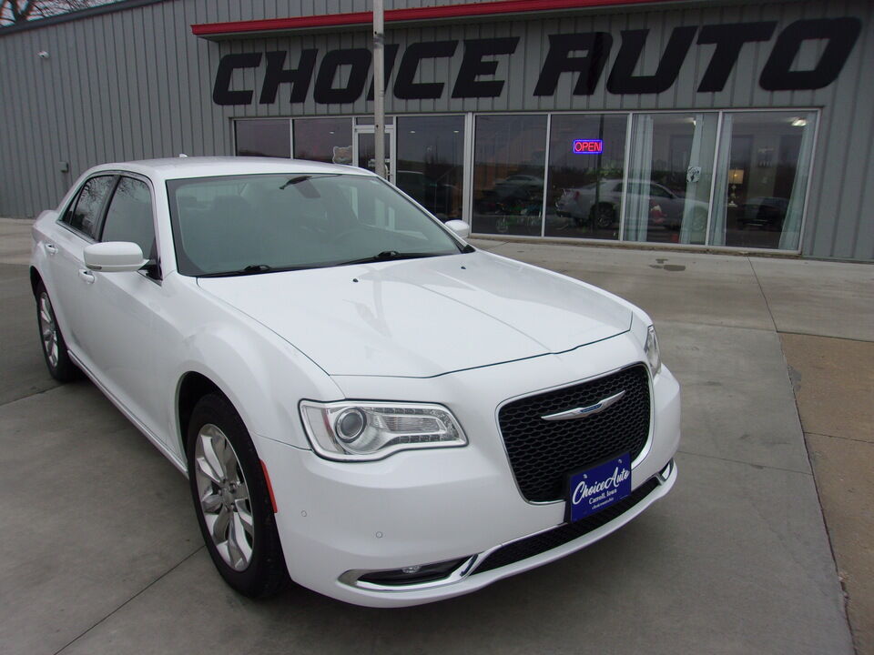 2021 Chrysler 300  - Choice Auto